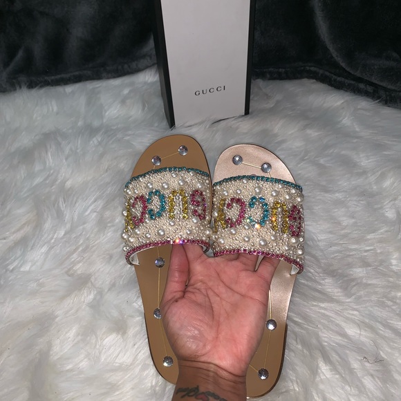 Gucci embellished sandals - Picture 7 of 7